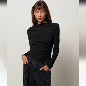 Nation LTD Charlotte Asymmetric Gathered Long Sleeve Tee Size Large Jet Black